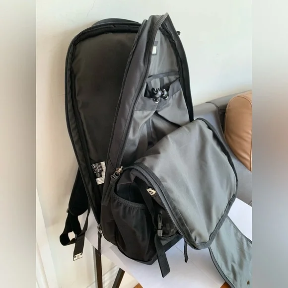 Victorinox High Quality Black Laptop Backpack.
